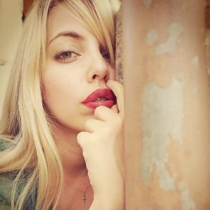 Meet your Posher, Helen